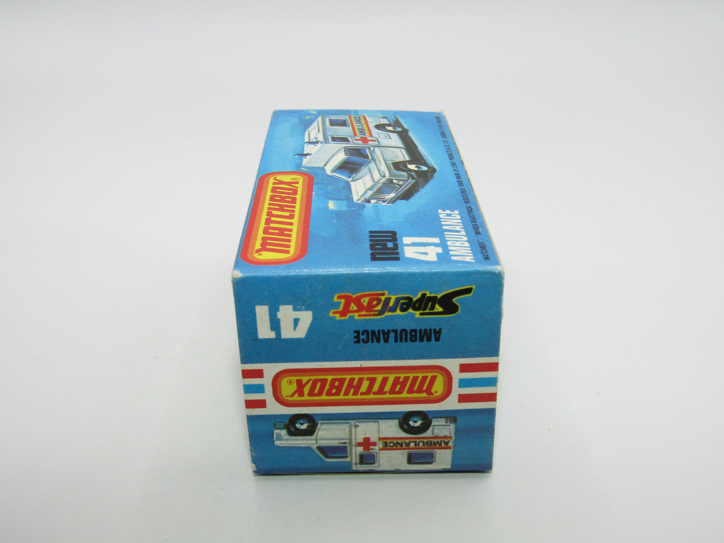Matchbox Superfast No 41C Ambulance  - CROSS Ambulance TAN Interior