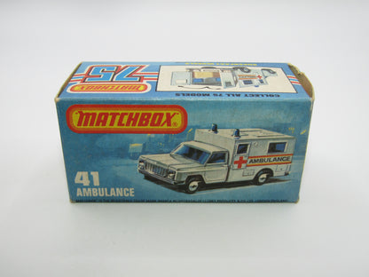 Matchbox Superfast No 41C Ambulance  - CROSS Ambulance YELLOW Interior