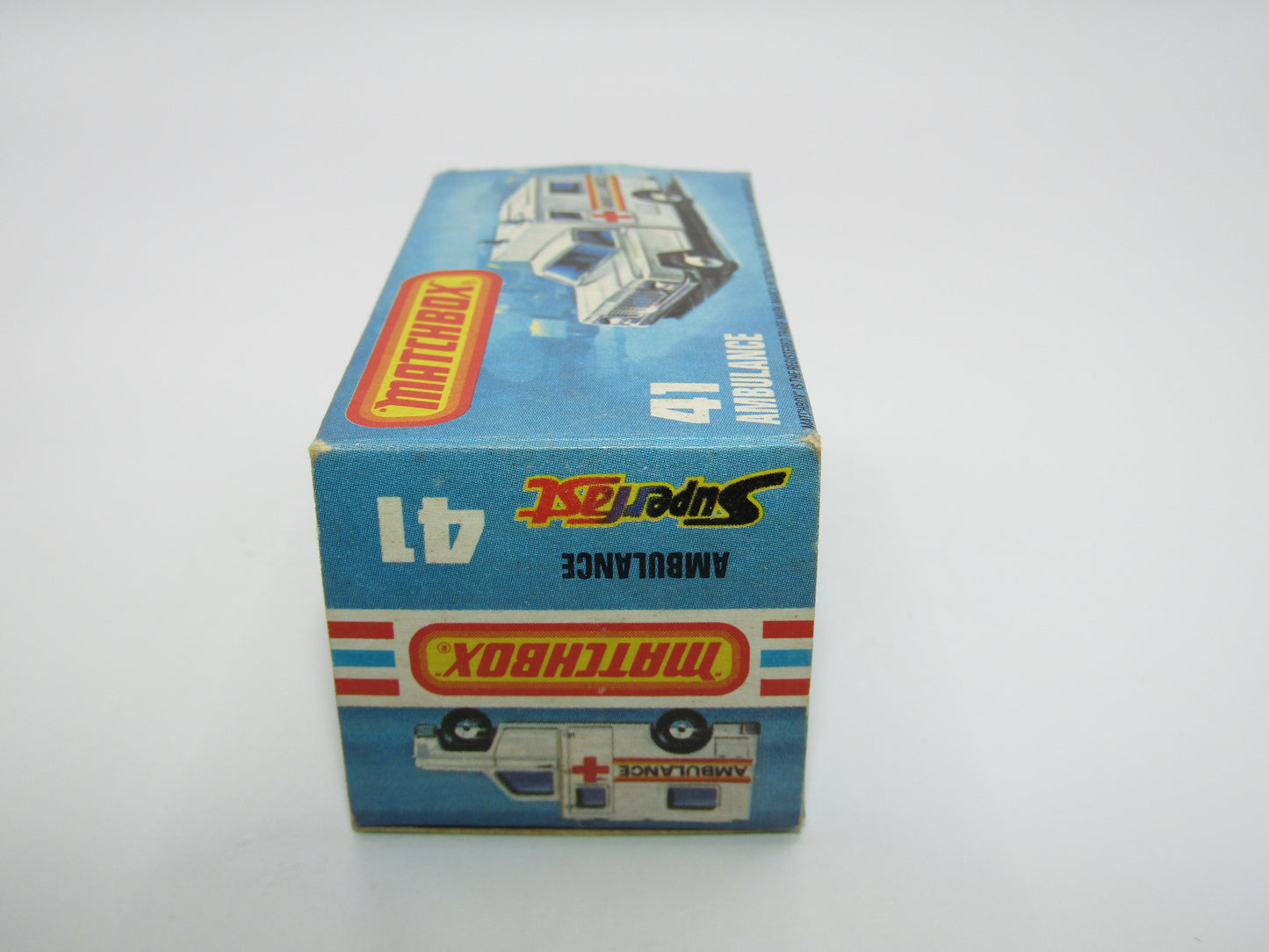Matchbox Superfast No 41C Ambulance  - CROSS Ambulance YELLOW Interior
