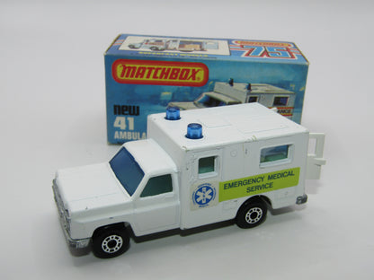 Matchbox Superfast No 41C Ambulance  - EMS YELLOW Interior