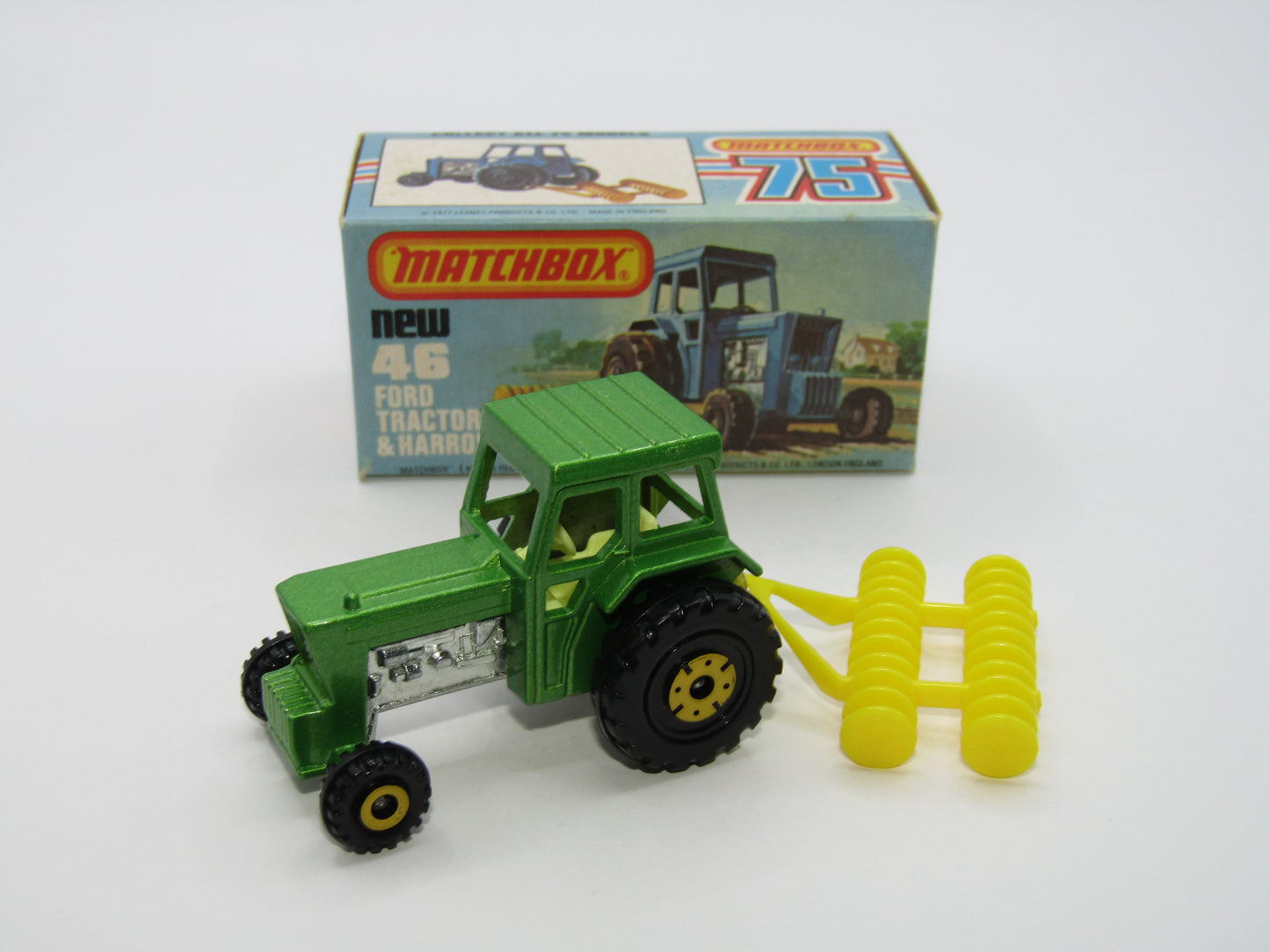 Matchbox Superfast 46C Ford Tractor Metallic Green FORD on Front