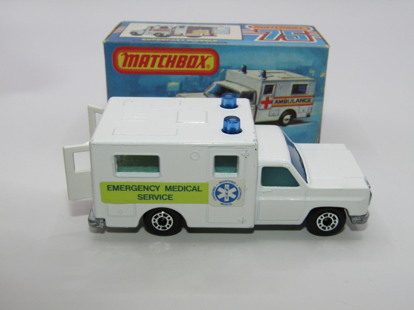 Matchbox Superfast No 41C Ambulance  - EMS YELLOW Interior