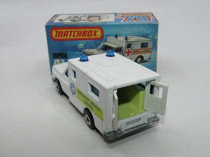 Matchbox Superfast No 41C Ambulance  - EMS YELLOW Interior
