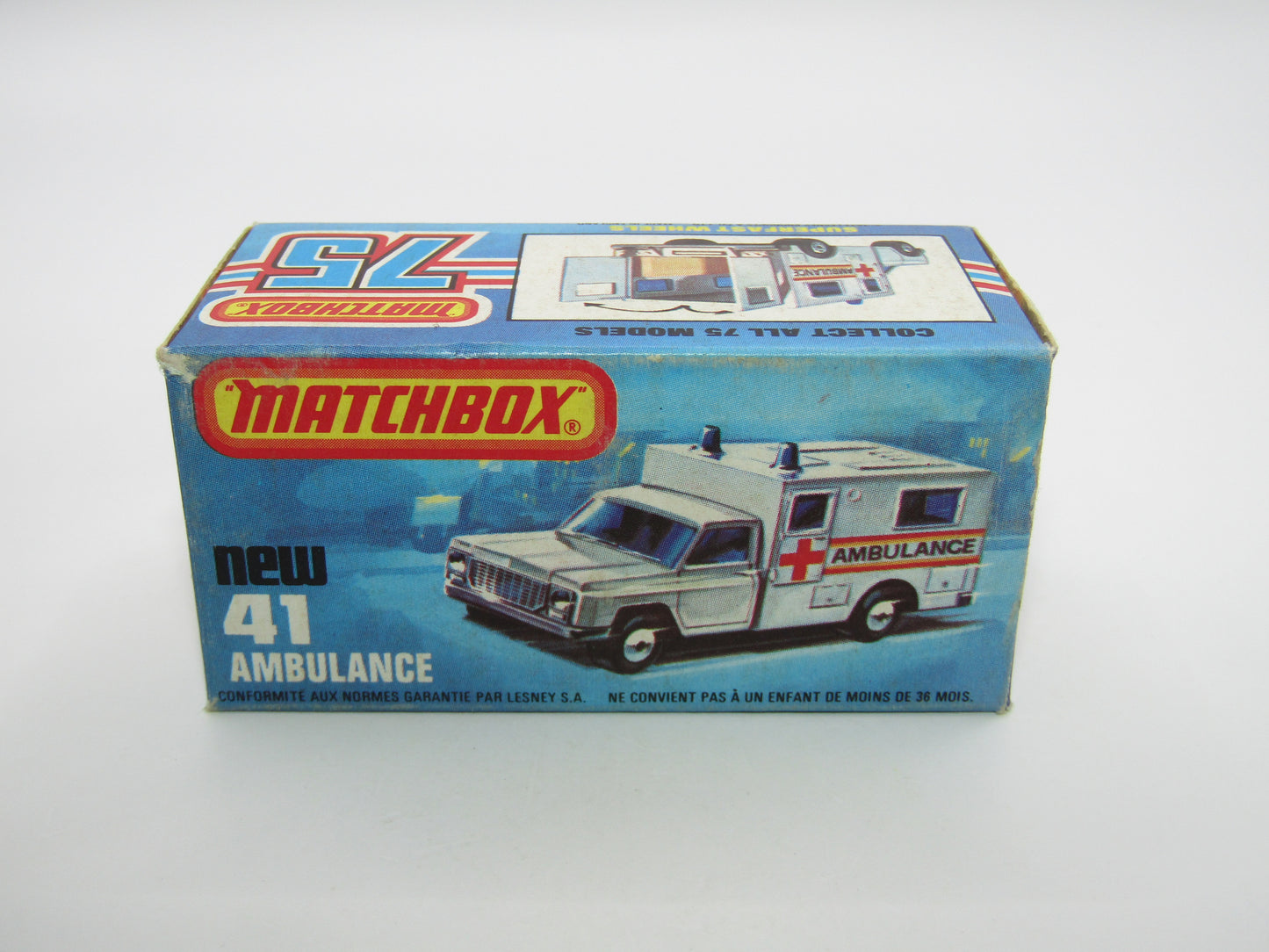 Matchbox Superfast No 41C Ambulance  - EMS YELLOW Interior