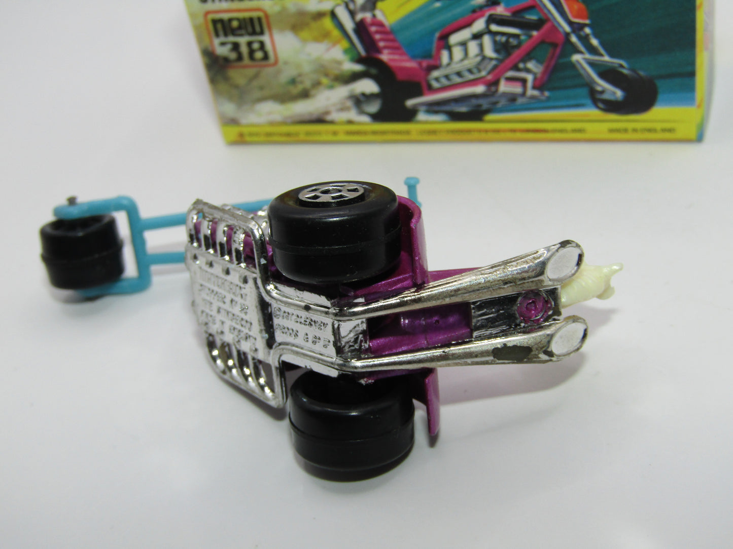 Matchbox Superfast 38B Stingeroo BLUE Handlebars