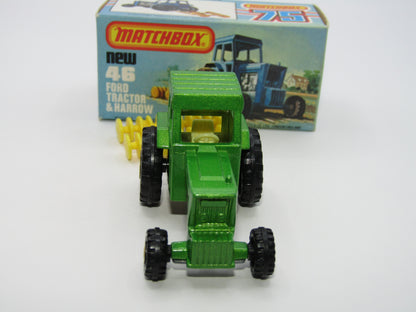 Matchbox Superfast 46C Ford Tractor Metallic Green Yellow Hubs