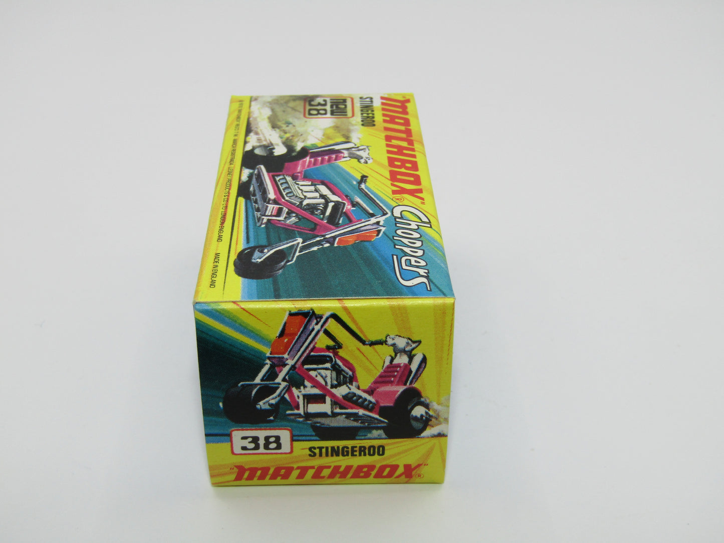 Matchbox Superfast 38B Stingeroo BLUE Handlebars
