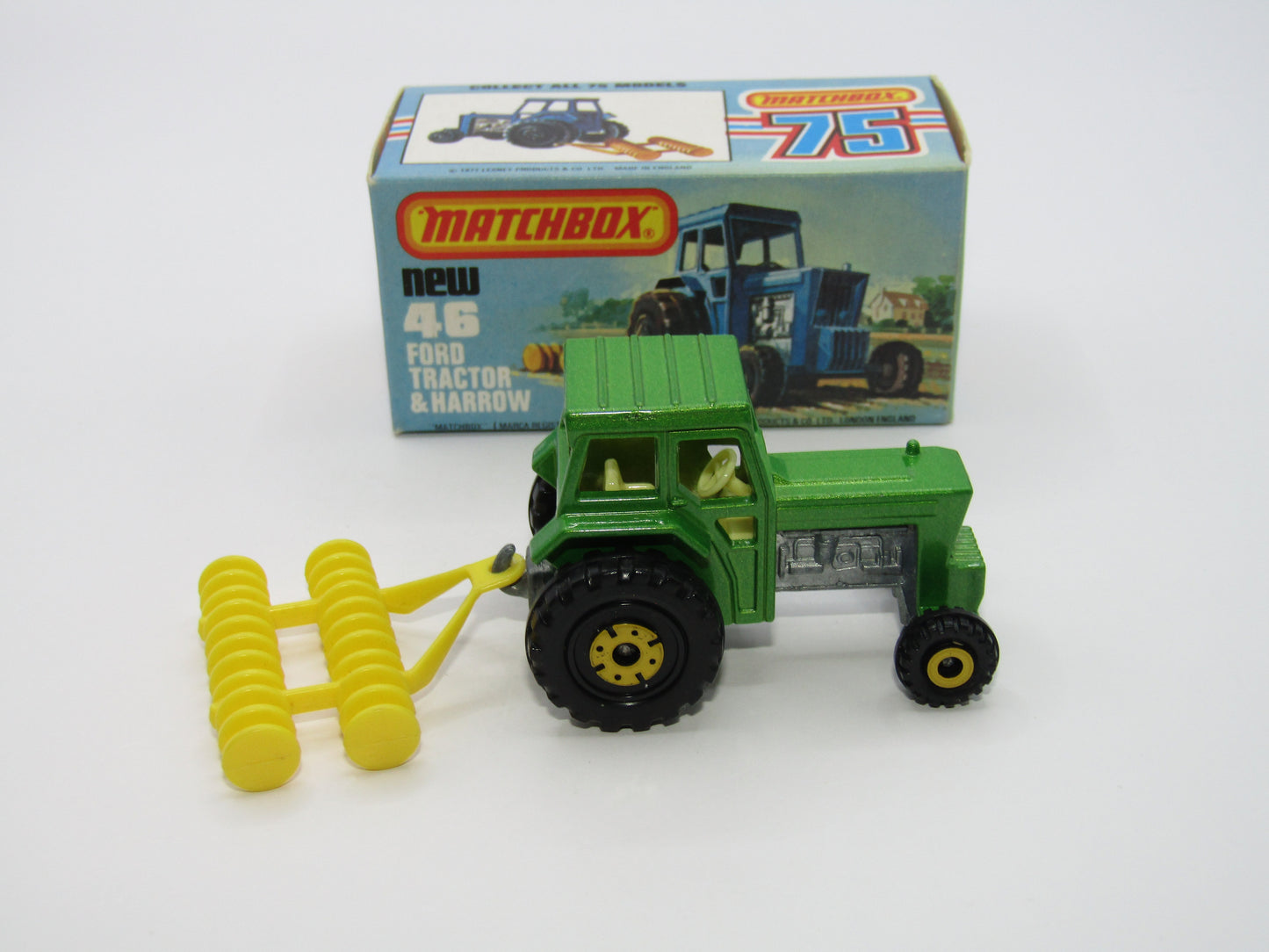 Matchbox Superfast 46C Ford Tractor Metallic Green Yellow Hubs