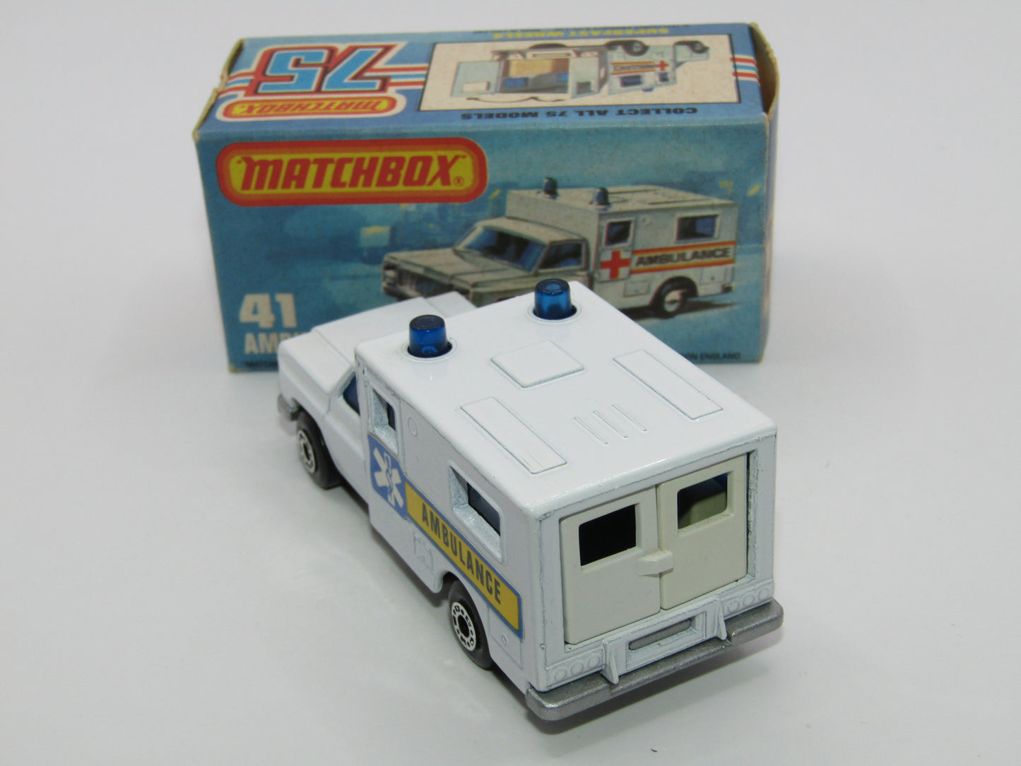 Matchbox Superfast No 41C Ambulance - SILVER BASE Ambulance Labels