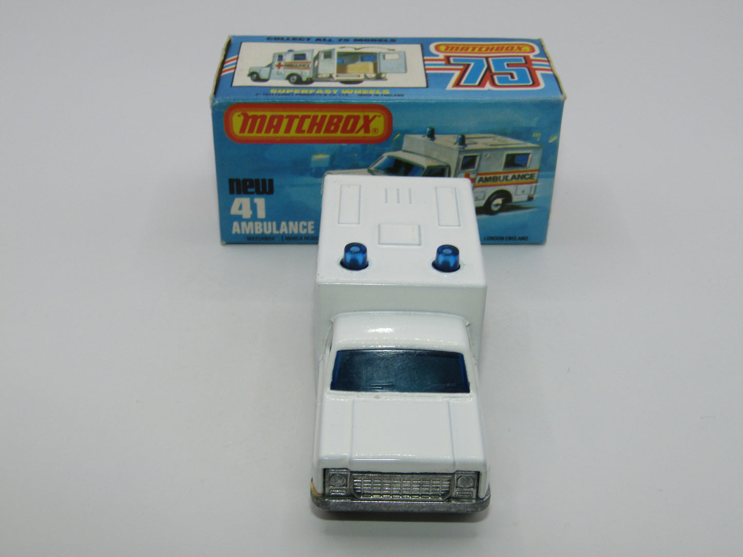 Matchbox Superfast No 41C Ambulance - NO LABELS Applied
