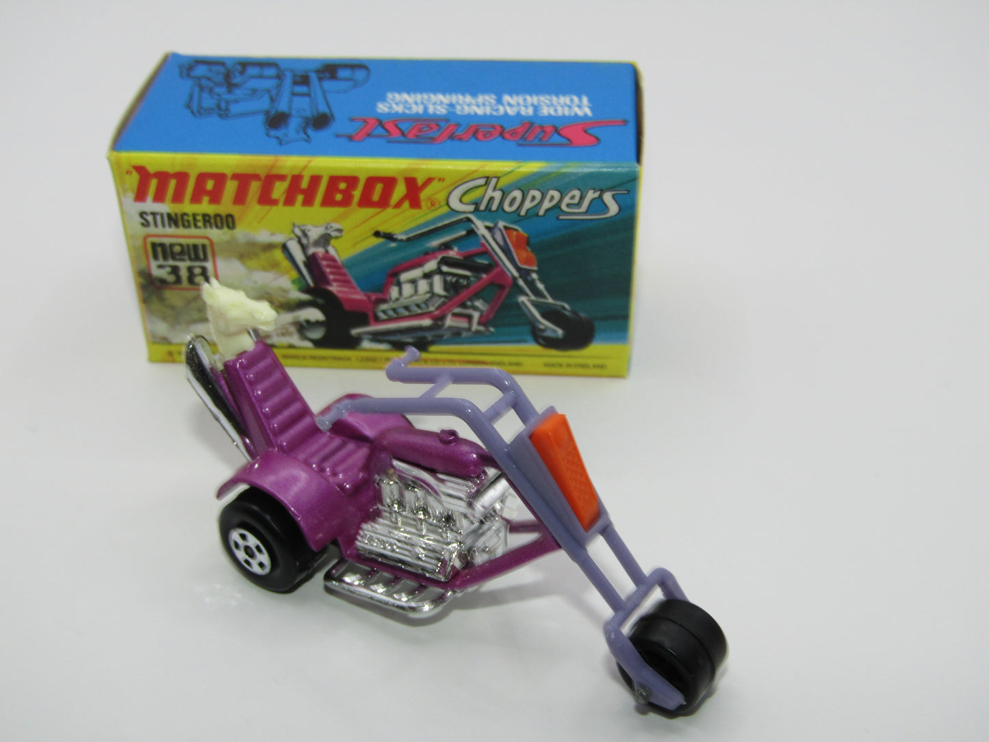 Matchbox Superfast 38B Stingeroo LIGHT Purple Handlebars