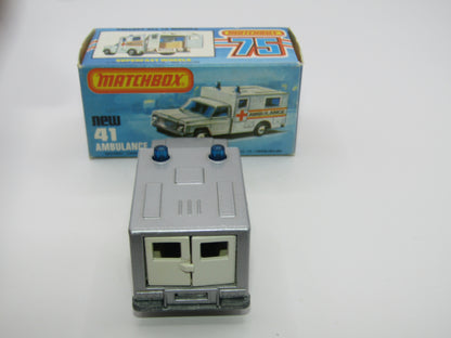 Matchbox Superfast No 41C Ambulance Silver - Paris Dakar WHITE DOORS