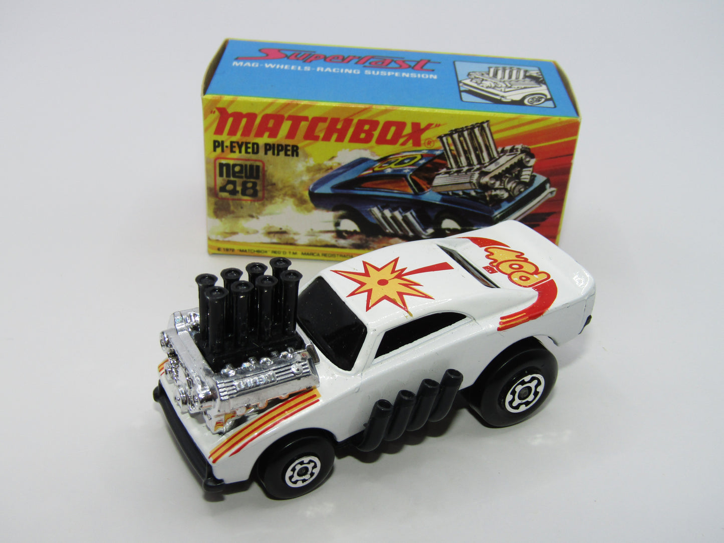 Matchbox Superfast RN Issue White Lightening POW Tampo