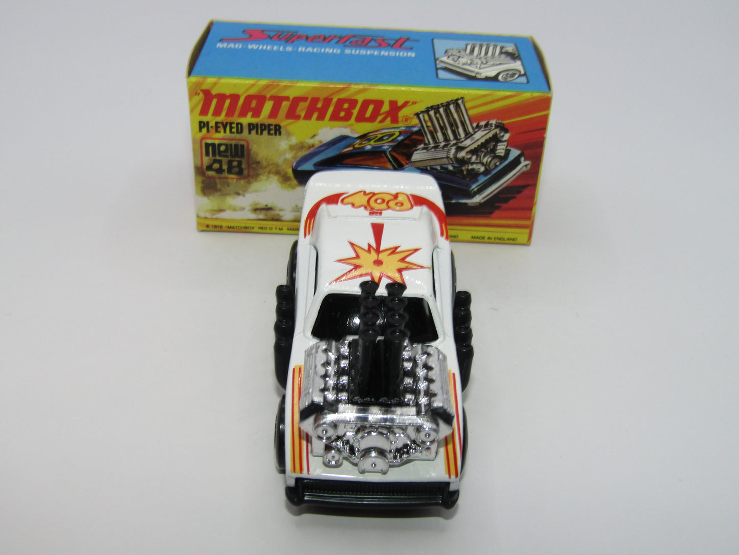 Matchbox Superfast RN Issue White Lightening POW Tampo