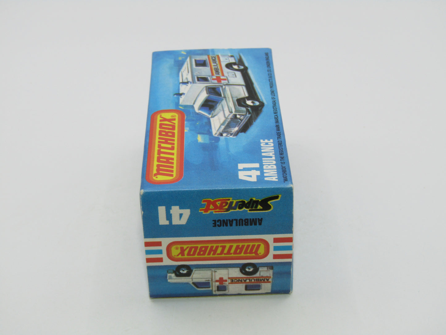 Matchbox Superfast No 41C Ambulance Pacific Ambulance SILVER Base