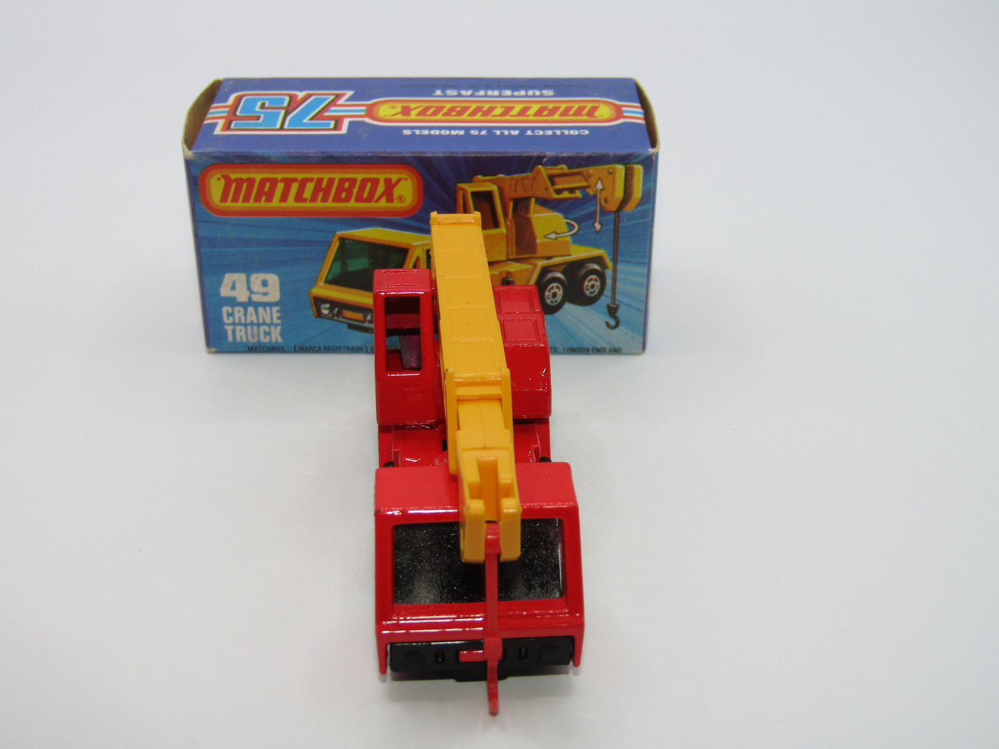 Matchbox Superfast 49C Crane Truck LIGHT RED CLEAR Windows