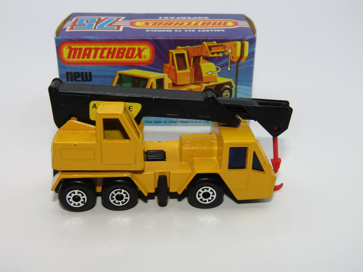 Matchbox Superfast 49C Crane Truck Yellow Black Arm BLUE Windows