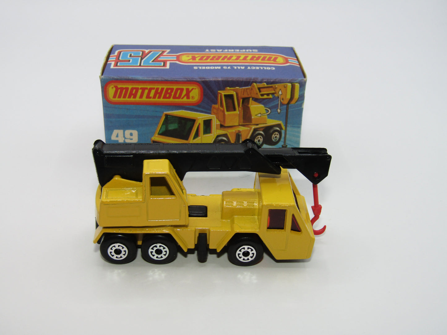 Matchbox Superfast 49C Crane Truck Yellow Black Arm RED Windows
