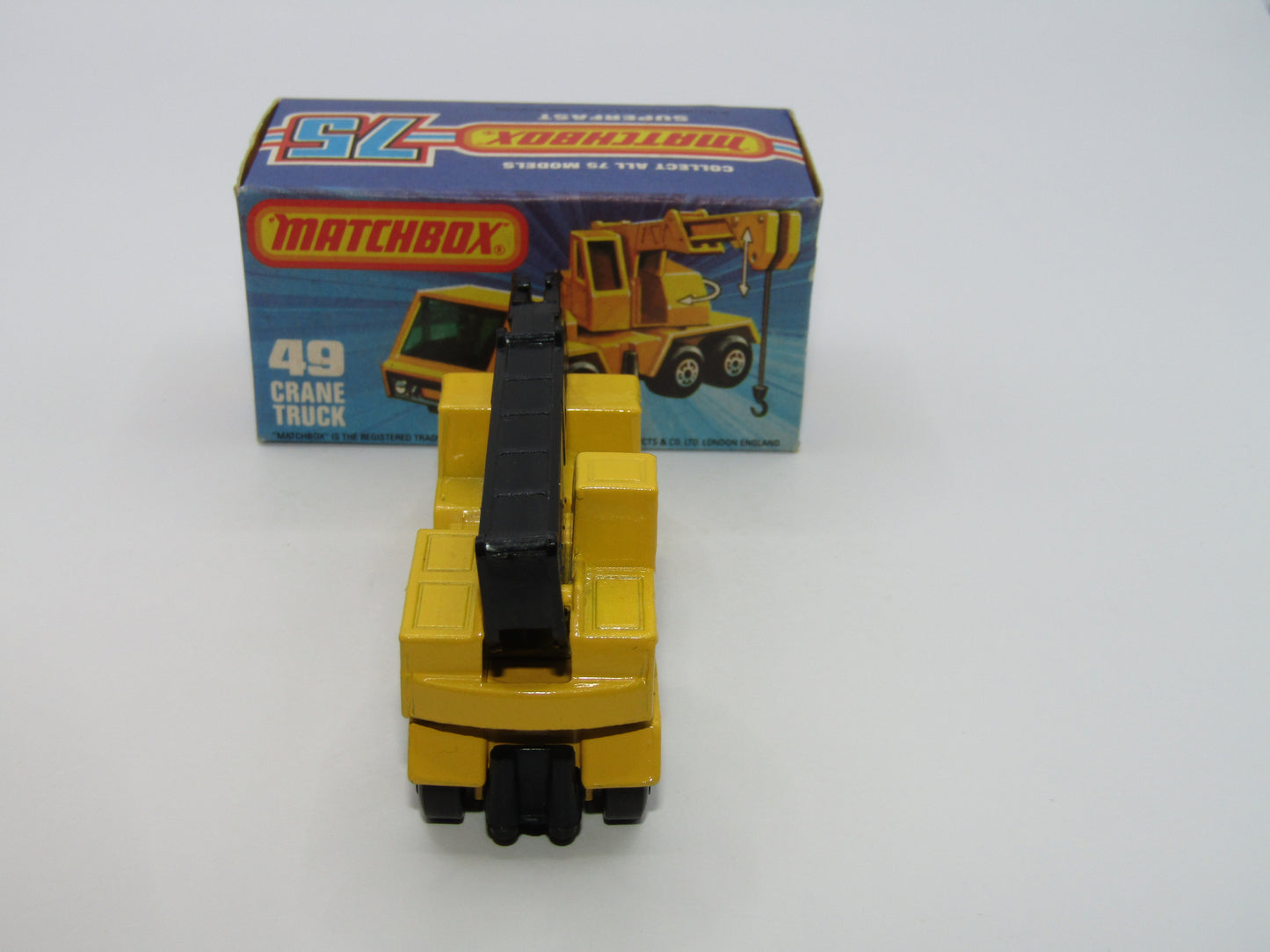 Matchbox Superfast 49C Crane Truck Yellow Black Arm RED Windows