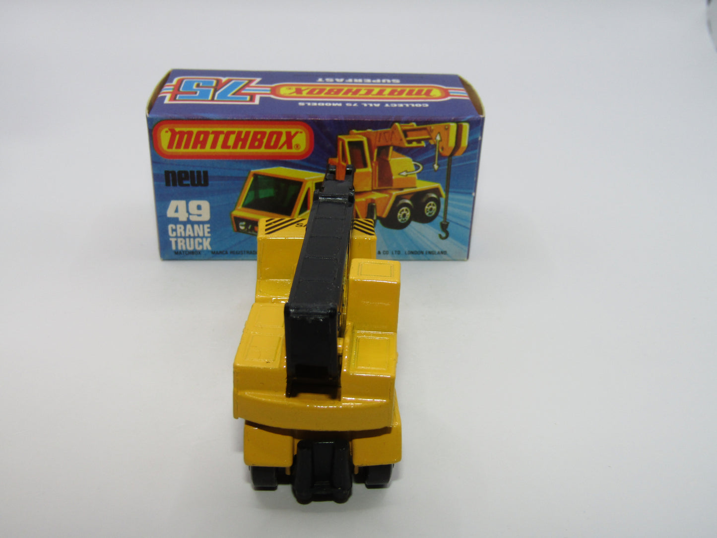 Matchbox Superfast 49C Crane Truck Yellow Black Arm Cat & A1 Crane Service