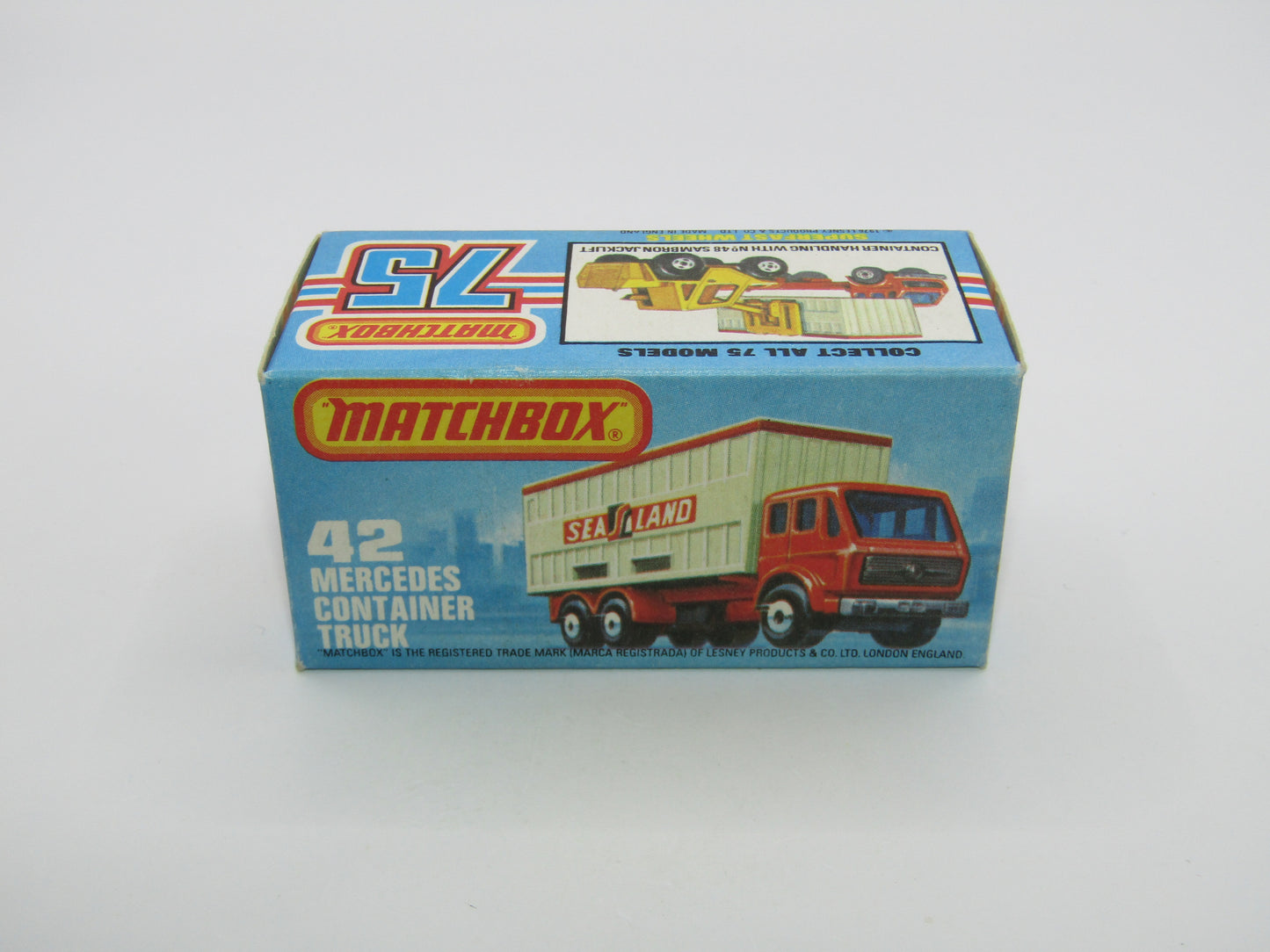 Matchbox Superfast No 42C Mercedes Container Truck RED WINDOWS Matchbox