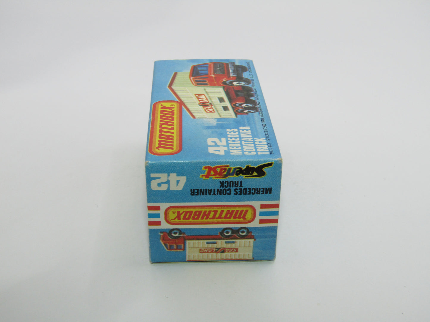 Matchbox Superfast No 42C Mercedes Container Truck RED WINDOWS Matchbox