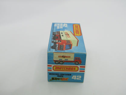 Matchbox Superfast No 42C Mercedes Container Truck RED WINDOWS Matchbox