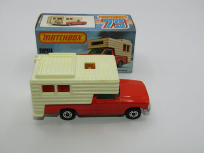 Matchbox Superfast 38D Camper Van BONE YELLOW Box, Green Windows