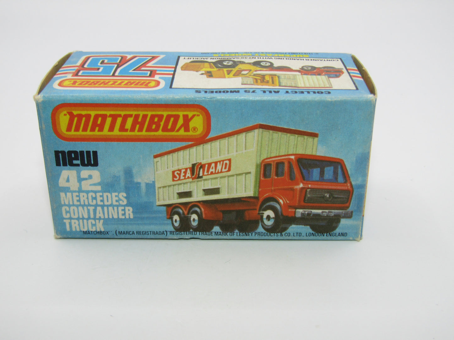 Matchbox Superfast No 42C Mercedes Container Truck RED WINDOWS Mayflower