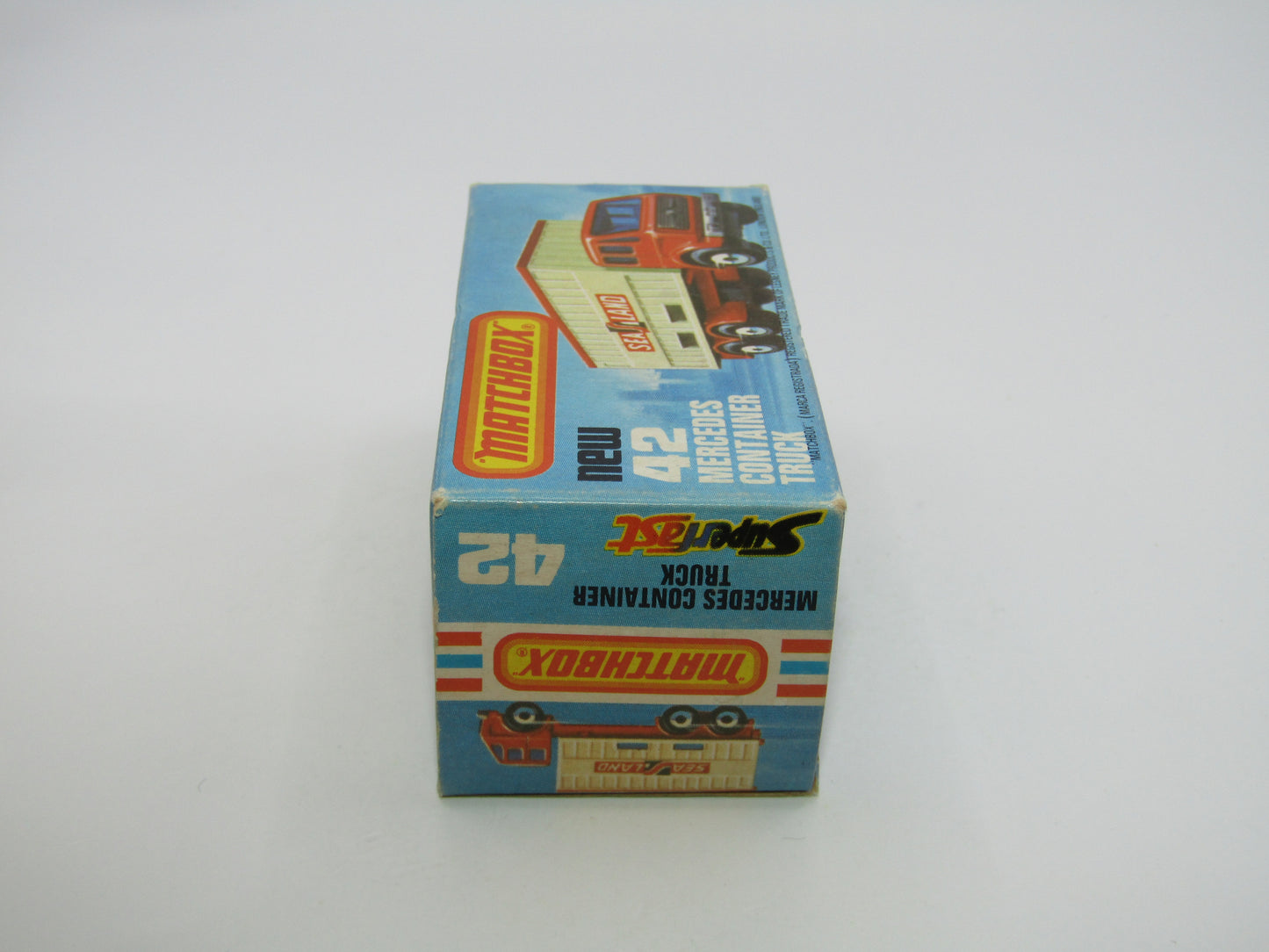Matchbox Superfast No 42C Mercedes Container Truck RED WINDOWS Mayflower