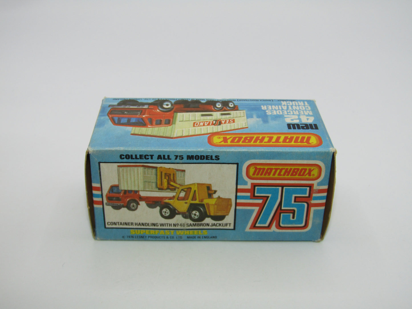 Matchbox Superfast No 42C Mercedes Container Truck RED WINDOWS Mayflower