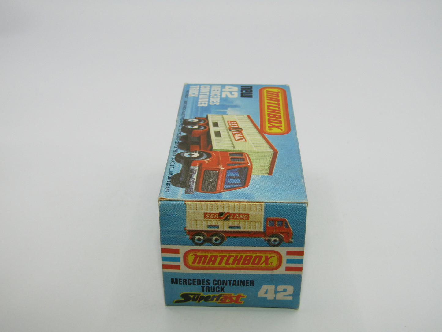Matchbox Superfast No 42C Mercedes Container Truck RED WINDOWS Mayflower