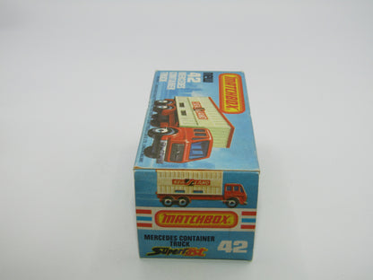 Matchbox Superfast No 42C Mercedes Container Truck RED WINDOWS Mayflower