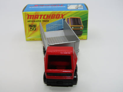 Matchbox Superfast 50B Articulated Truck RED & SILVER - RED WINDOWS