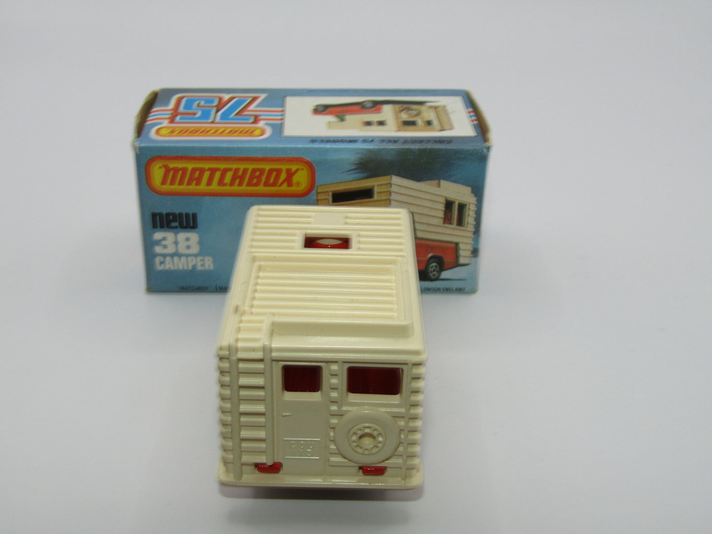 Matchbox Superfast 38D Camper Van VERY PALE GREEN Windows