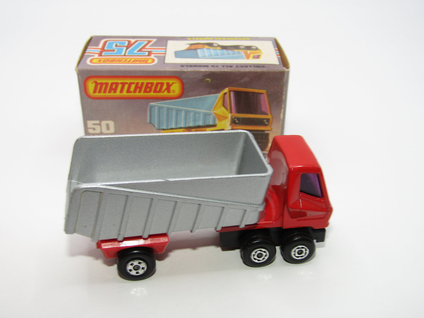 Matchbox Superfast 50B Articulated Truck RED & SILVER - PURPLE WINDOWS