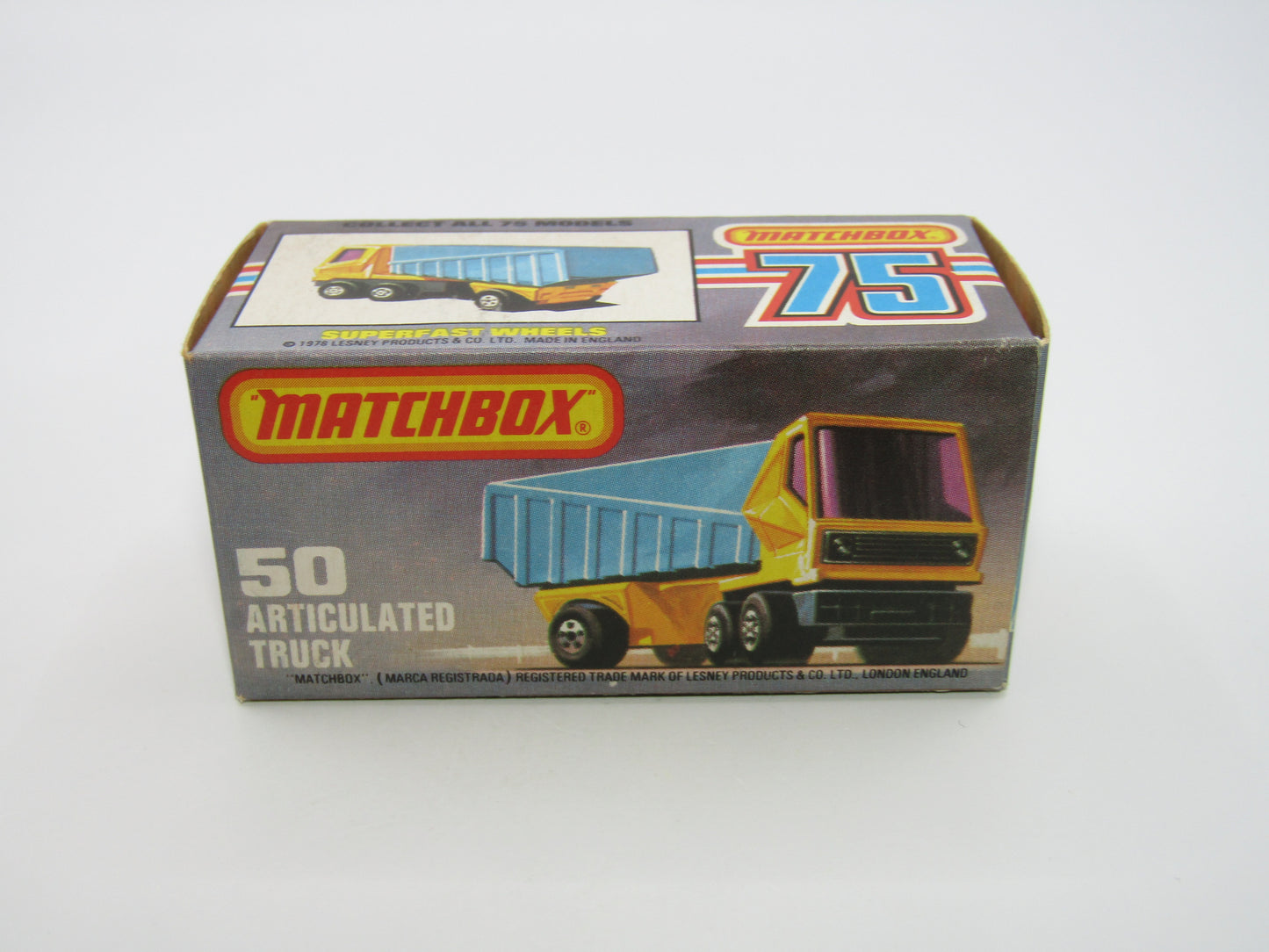 Matchbox Superfast 50B Articulated Truck RED &  BLUE, BLACK Axle Clip