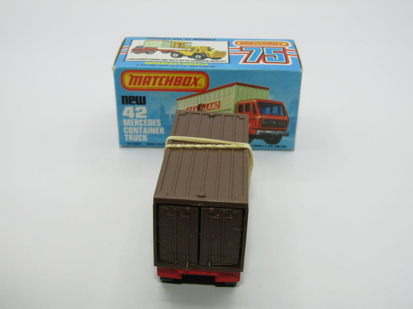 Matchbox Superfast No 42C Mercedes Container Truck CHOCOLATE Sealand