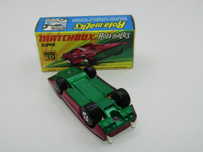 Matchbox Superfast 39A Clipper Magenta Purple White Exhausts Met Green Base