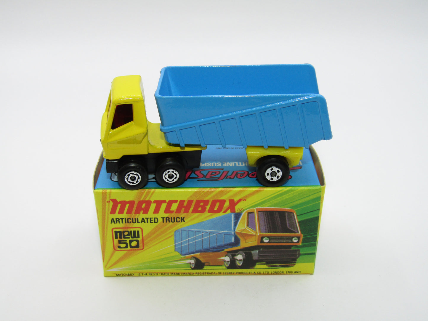 Matchbox Superfast 50B Articulated Truck LEMON YELLOW RED Windows