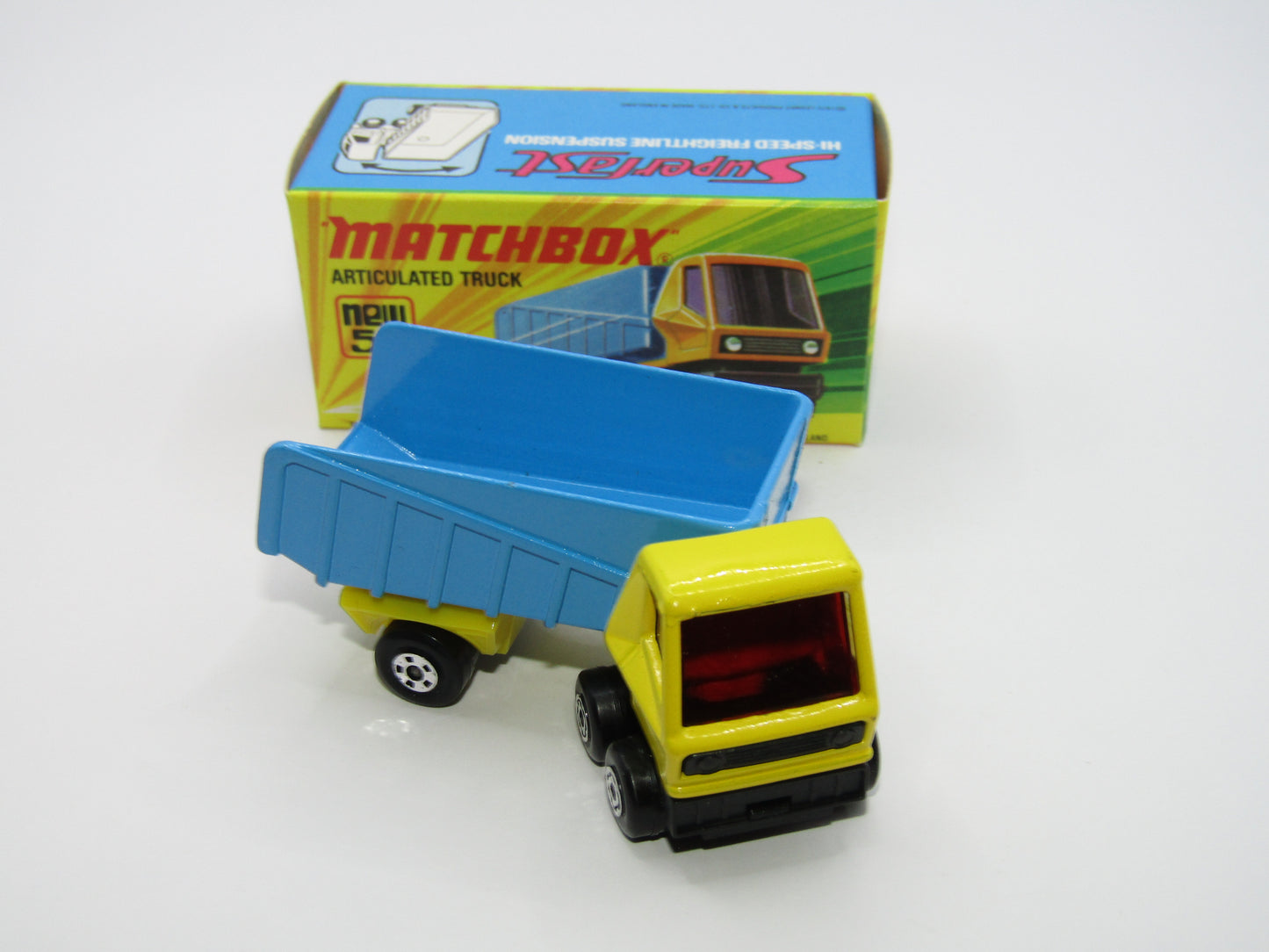 Matchbox Superfast 50B Articulated Truck LEMON YELLOW RED Windows