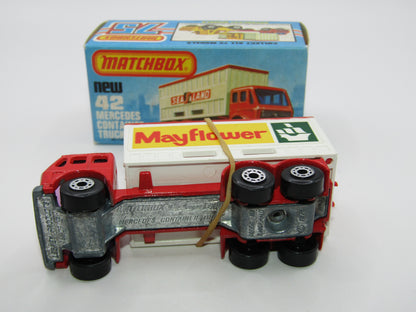 Matchbox Superfast No 42C Mercedes Truck Mayflower PURPLE Windows