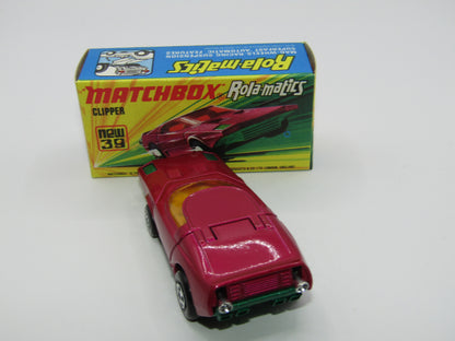 Matchbox Superfast 39A Clipper Magenta Purple Metallic BLUE GREEN Base