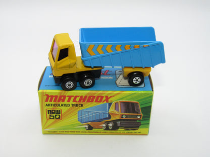 Matchbox Superfast 50B Articulated Truck Light Yellow CHEVRON Labels