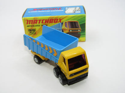 Matchbox Superfast 50B Articulated Truck Light Yellow CHEVRON Labels