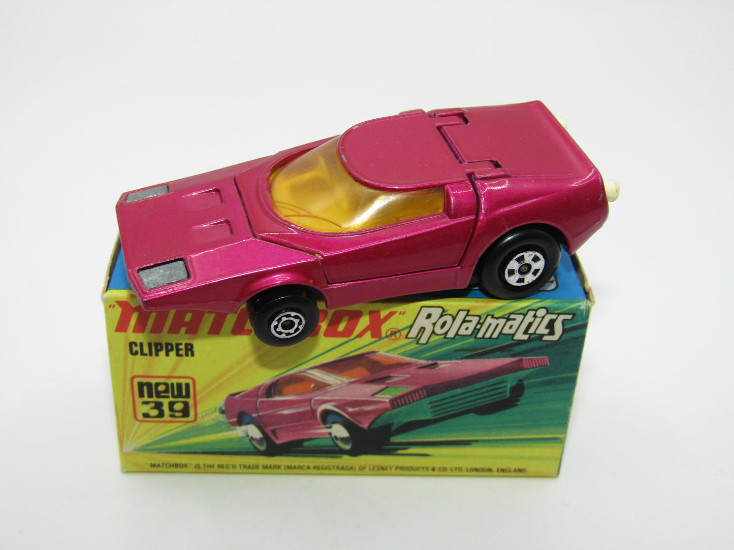 Matchbox Superfast 39A Clipper Purple UNPAINTED Base WHITE Exhausts