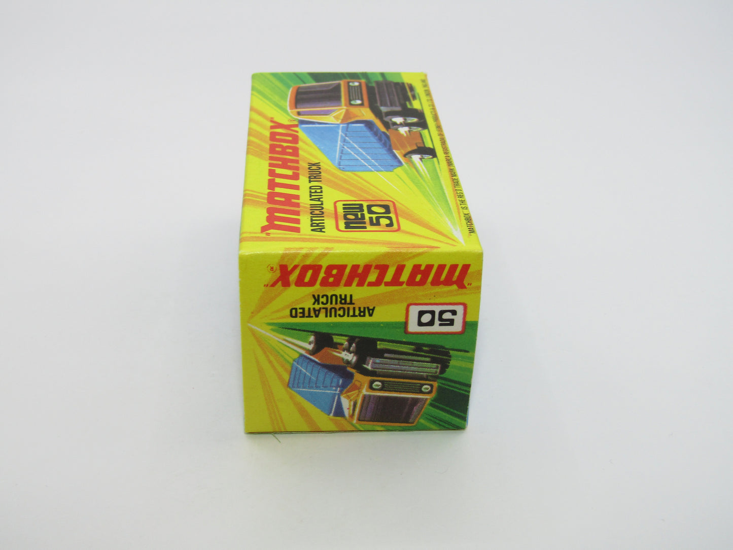 Matchbox Superfast 50B Articulated Truck Light Yellow CHEVRON Labels