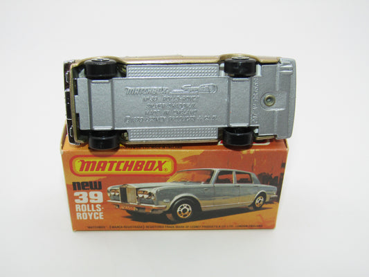 Matchbox Superfast 39B Rolls Royce Silver Shadow Gold SILVER PAINTED Base