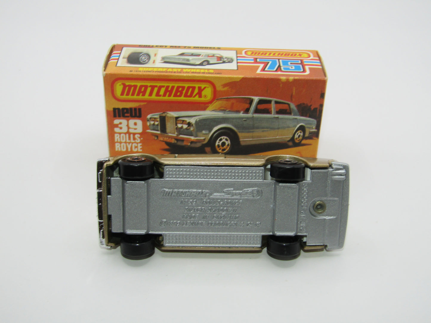 Matchbox Superfast 39B Rolls Royce Silver Shadow Gold SILVER PAINTED Base