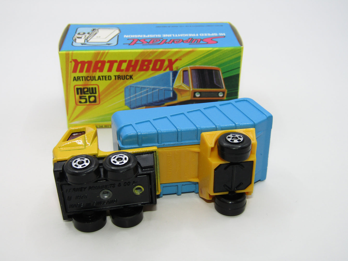 Matchbox Superfast 50B Articulated Truck Light Yellow 5 SPOKE WHEELS